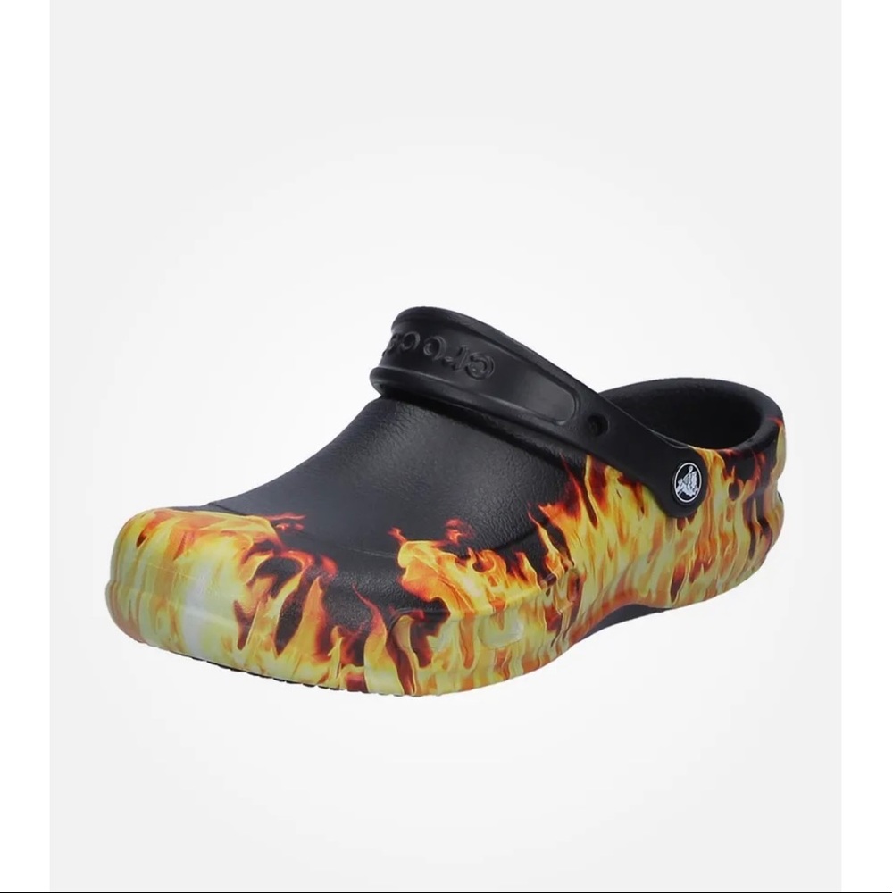Crocs clogs